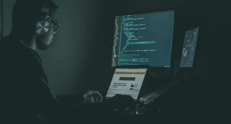 A Complete Guide on Cyberattacks and Cyber Defence 2023